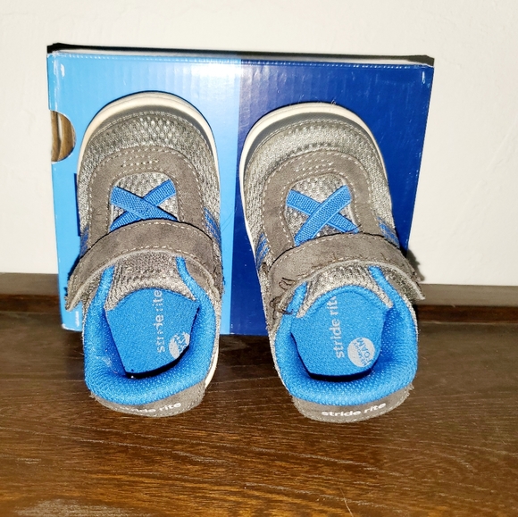 Stride Rite Sneakers - Picture 8 of 12